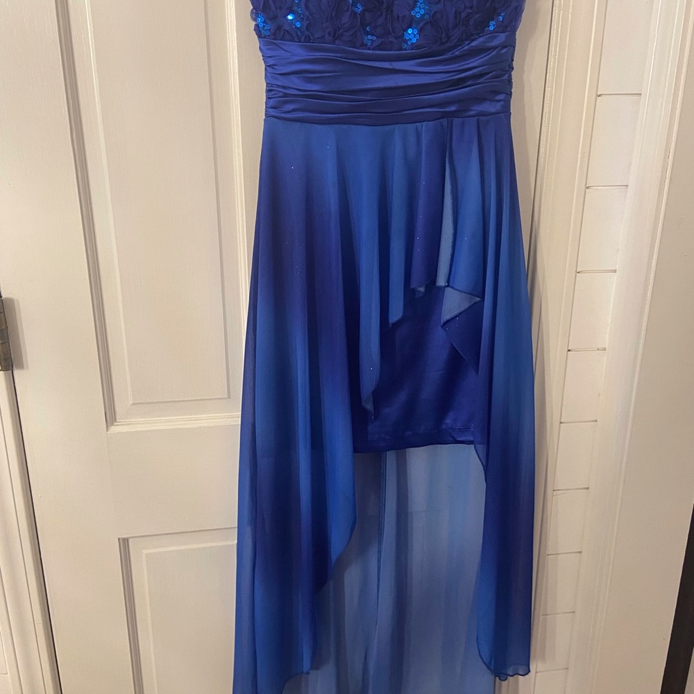 Elegant Blue Strapless Dress